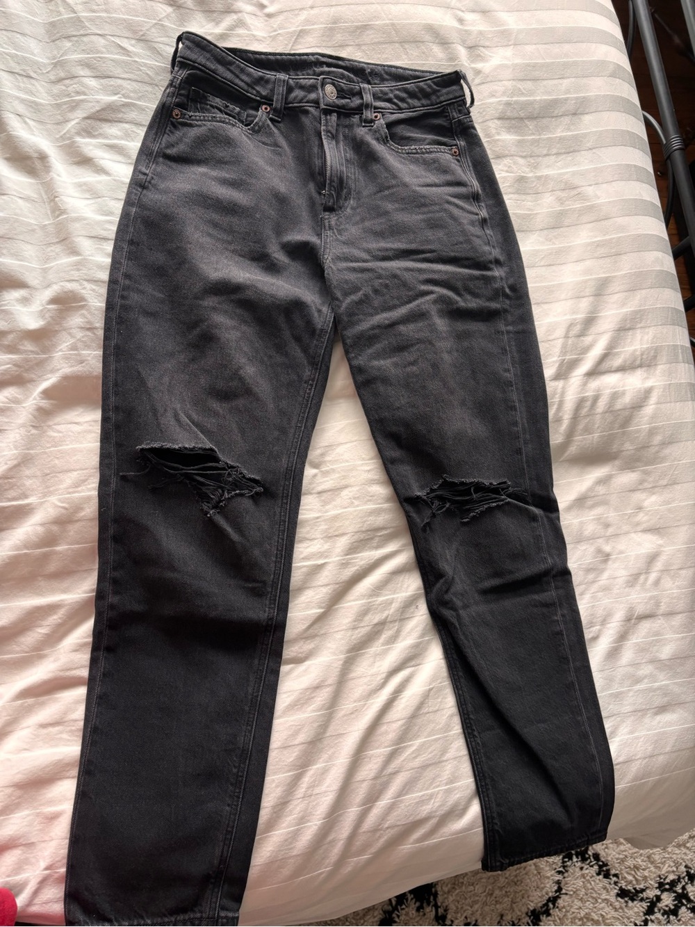 American Eagle Outfitters Black High-Rise Jeggings